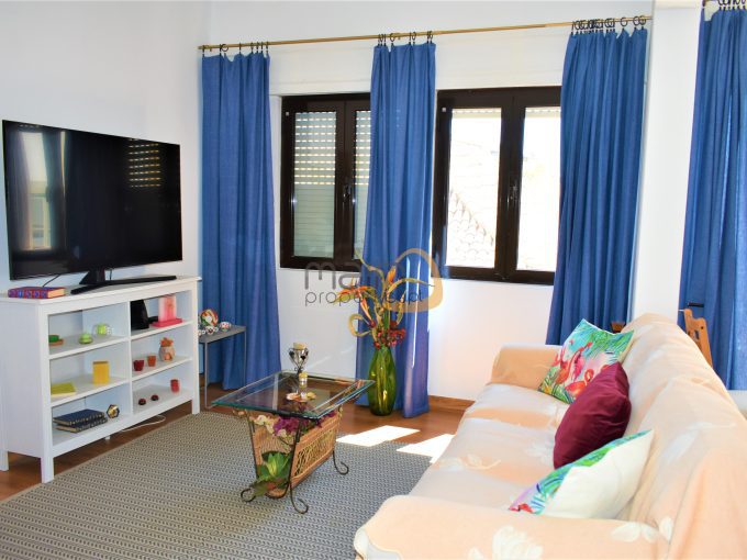 MainProperties :: Apartamento com 3 quartos e localização de excelência na Baixa de Faro :: MP185NV