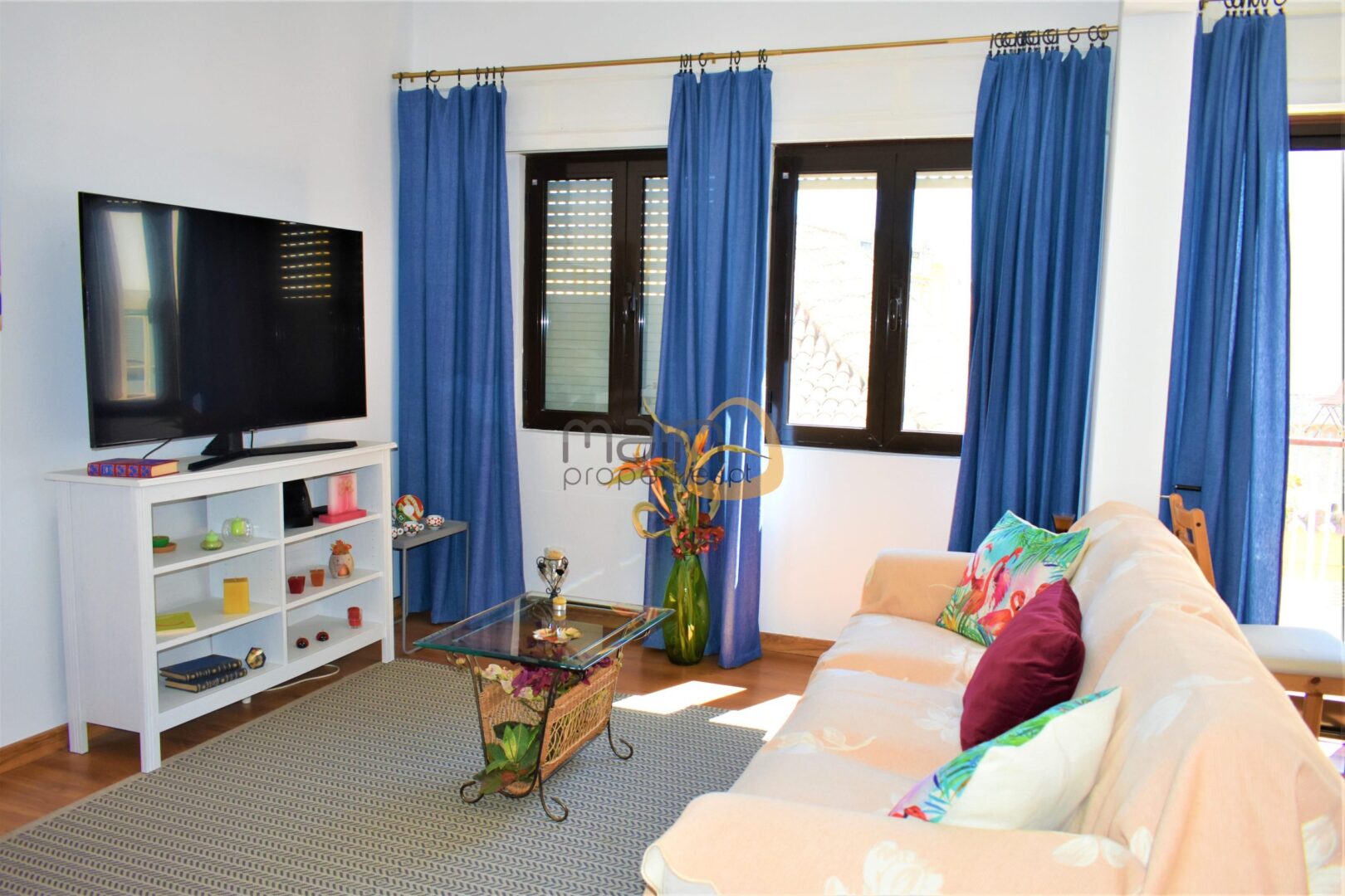 Apartment with 3 bedrooms and excellent location in downtown Faro