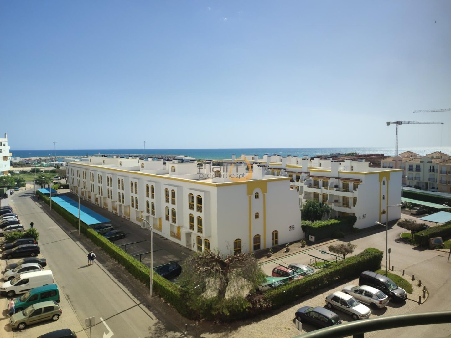 3-bedroom-apartment-with-sea-view-in-quarteira-algarve-portugal-1