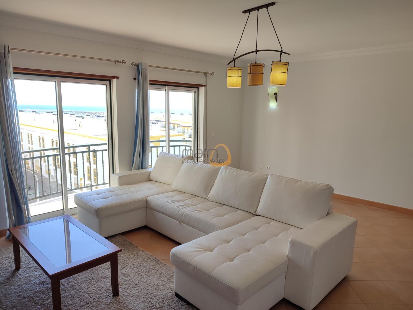 3-bedroom-apartment-with-sea-view-in-quarteira-algarve-portugal-5